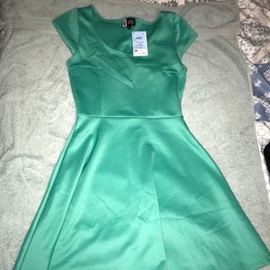 flow-y teal dress
